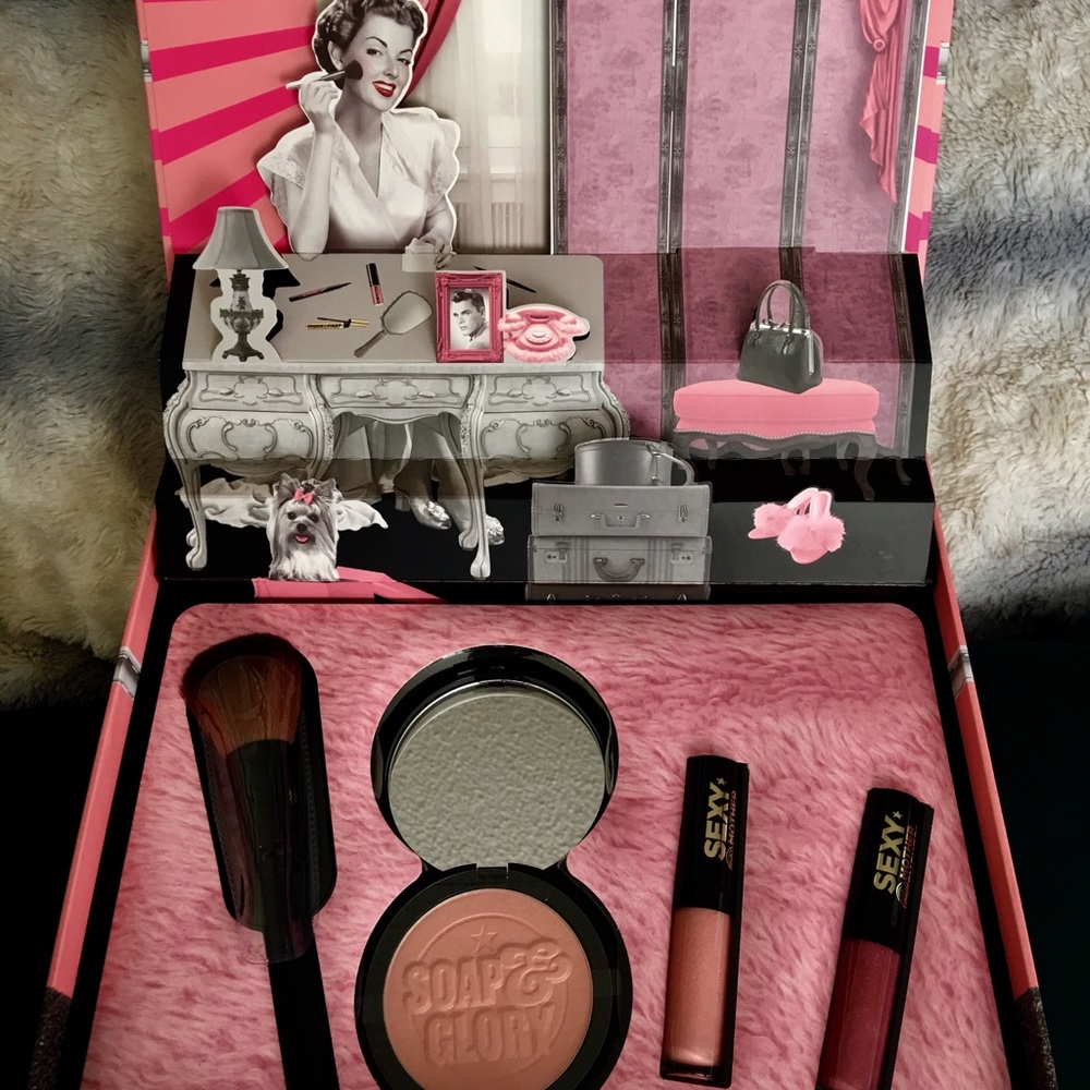 4rm my Vanity